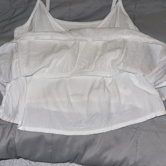 A&F - Picture 5 of 6